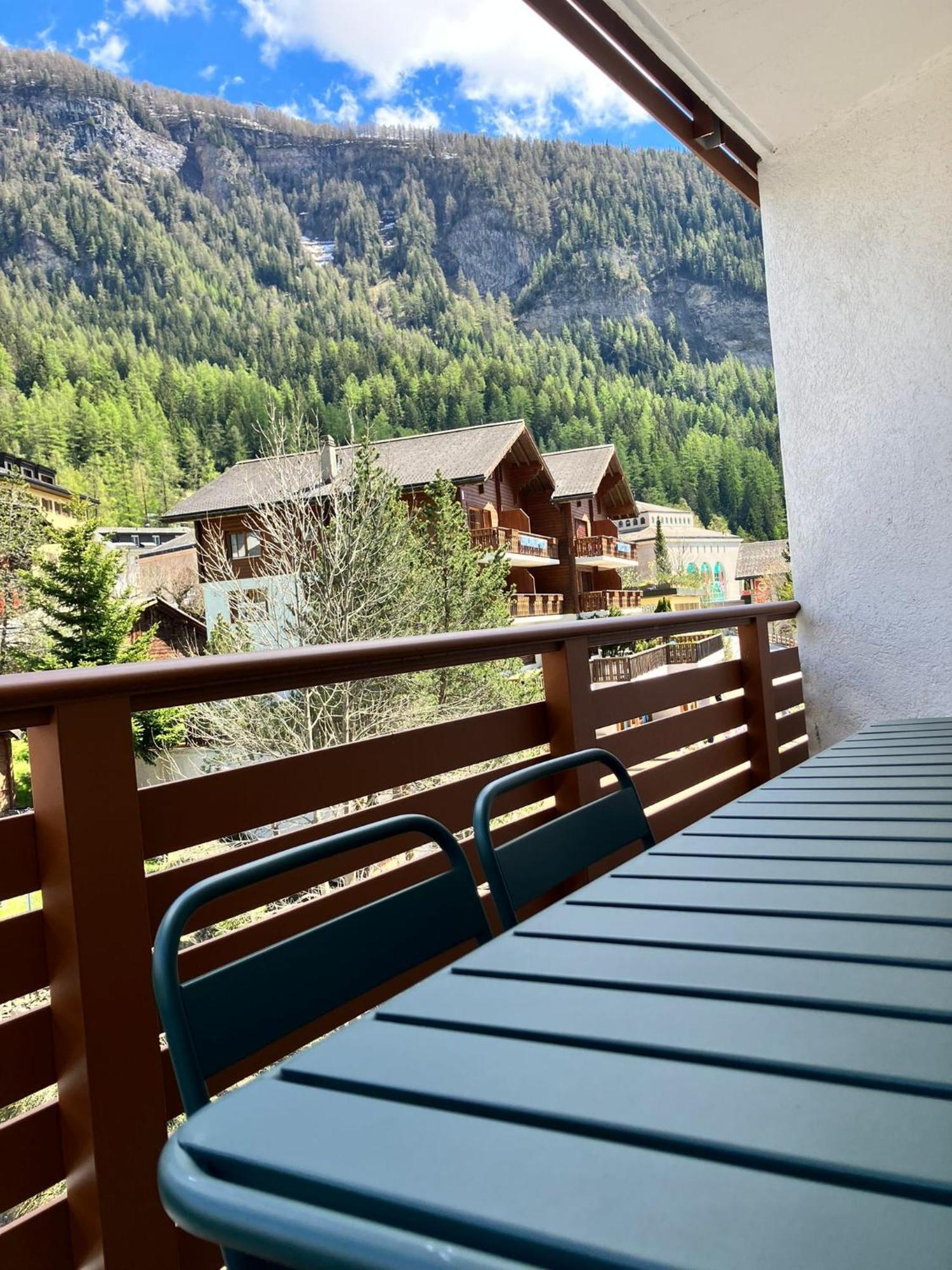 Best Views And Location In Leukerbad! Leukerbad